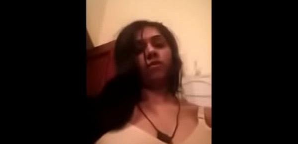  U.P. Hot GIrl Aisha Ke Perfect Boobs, Masturbating on Cam